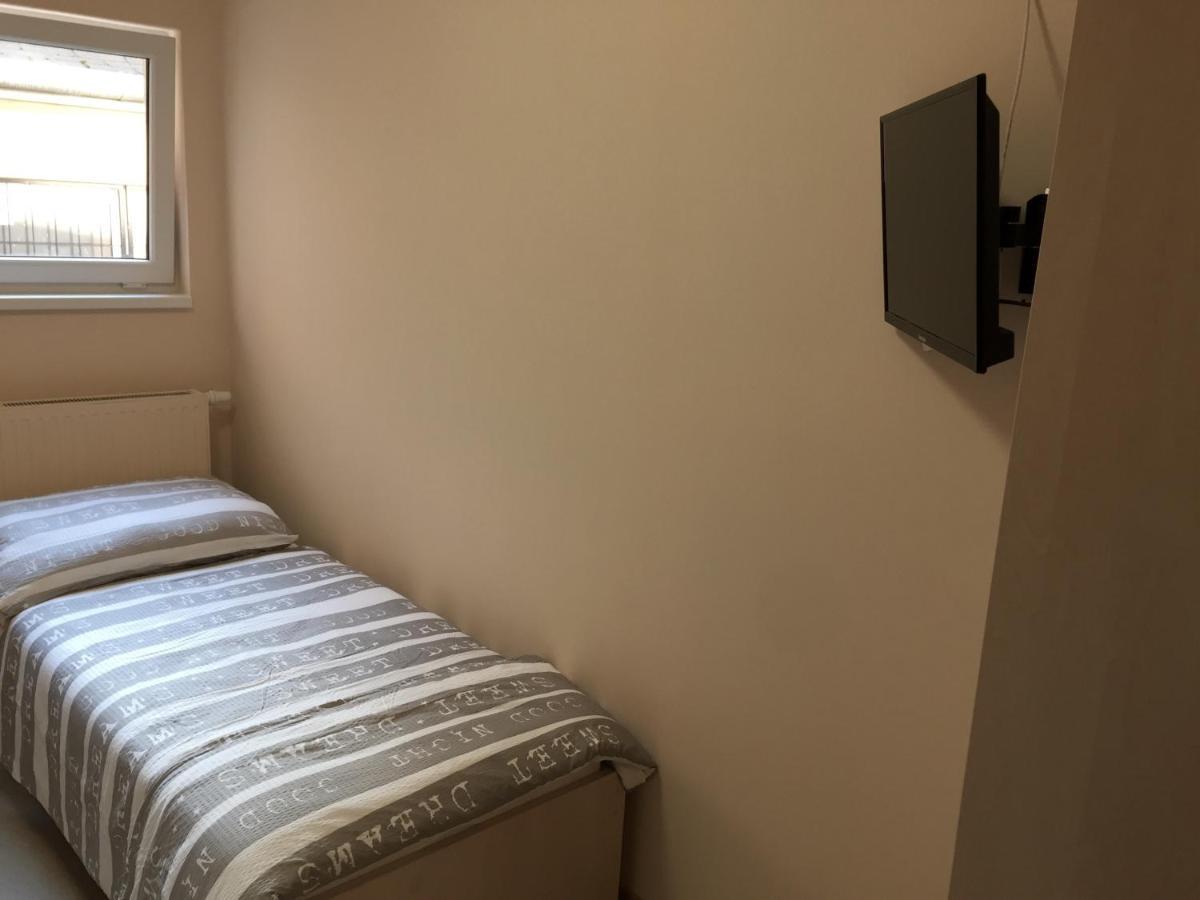Timeout Minihostel Όλομουτς Εξωτερικό φωτογραφία
