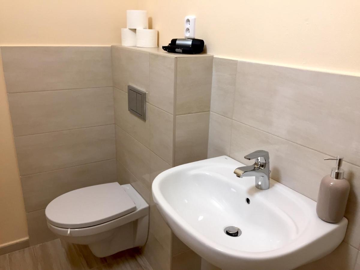Timeout Minihostel Όλομουτς Εξωτερικό φωτογραφία